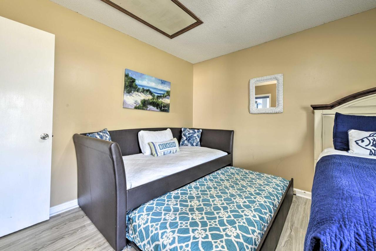 Apartment Panama With Patio And Pool Access! *