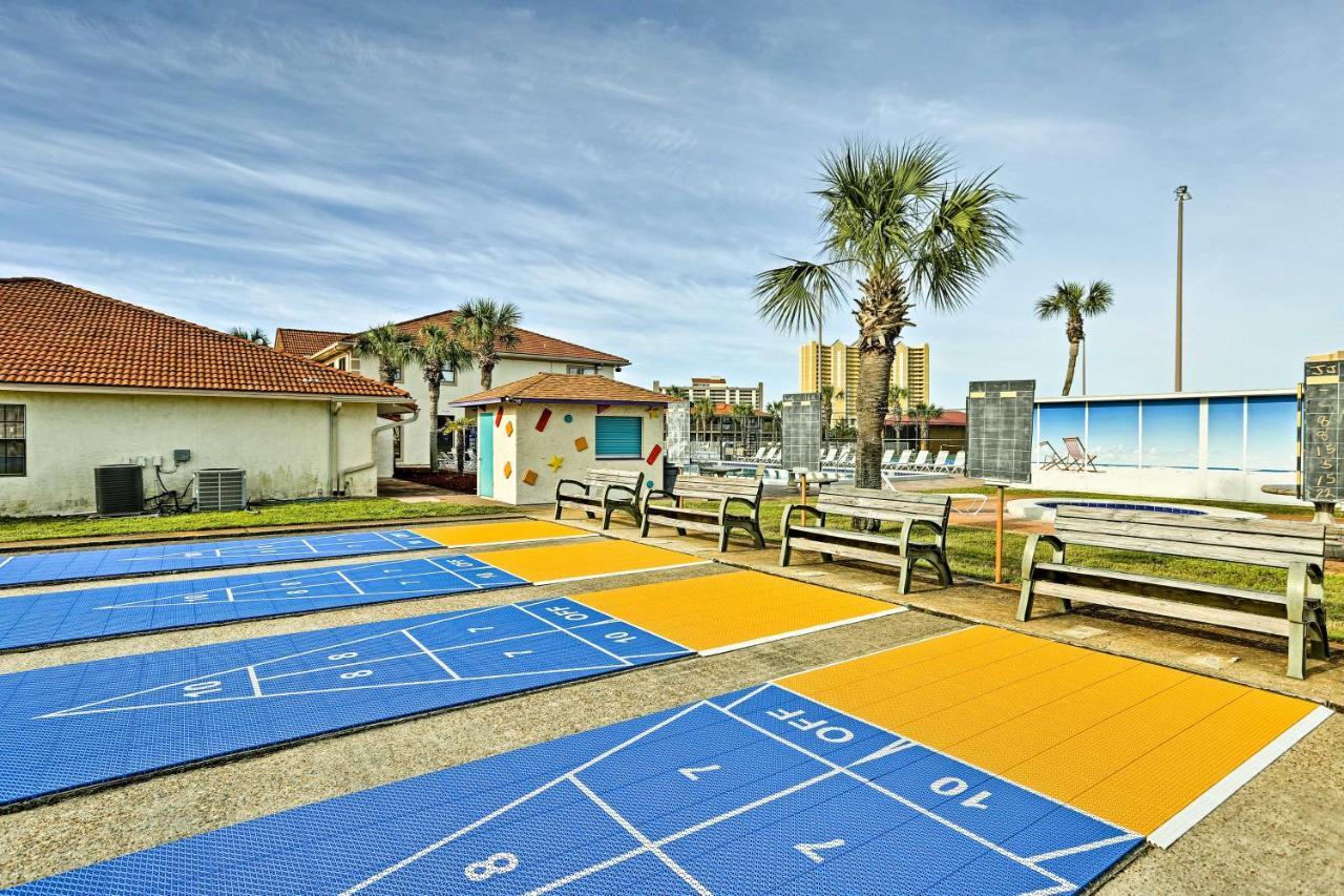 Panama With Patio And Pool Access! *